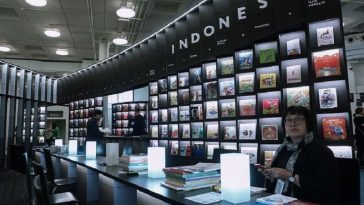 buku memahami Indonesia