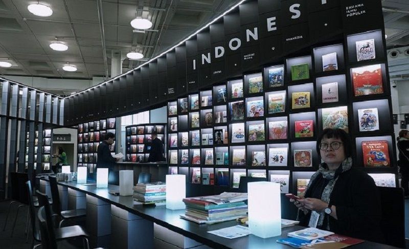 buku memahami Indonesia