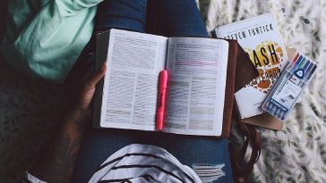 daftar buku biografi