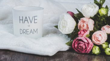 15 Arti Mimpi Gigi Copot