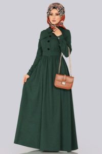 Baju Hijau Botol Cocok dengan Jilbab Warna Apa