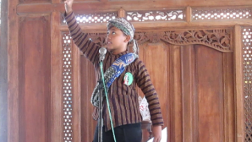 Contoh Pidato Bahasa Jawa