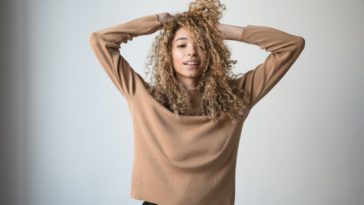 Model Rambut Keriting Wanita