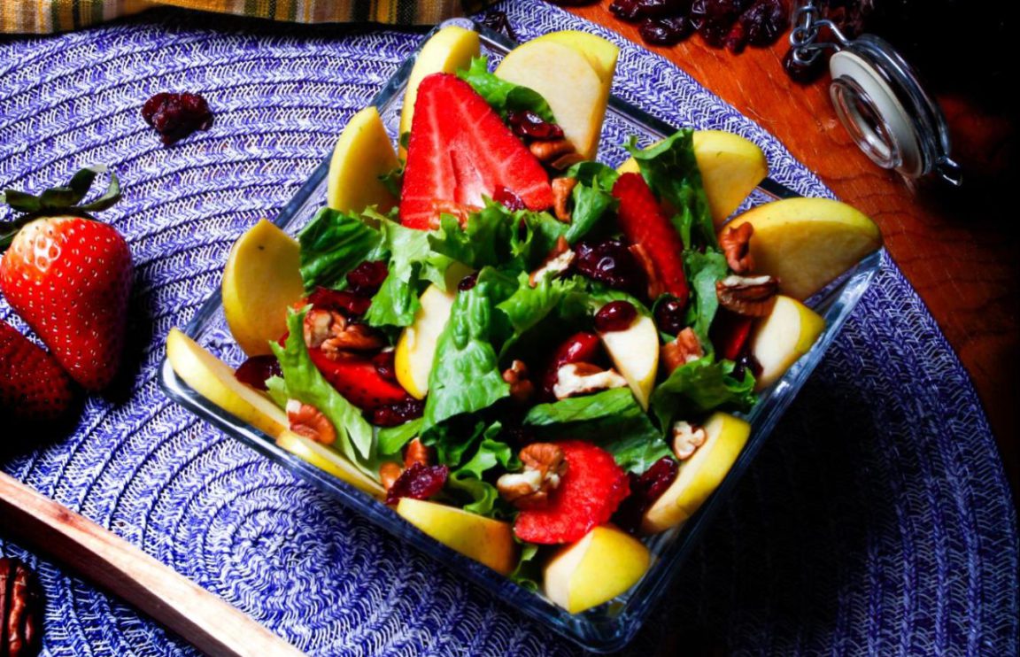 8 Cara Membuat Salad Buah Enak dan Sehat, Bisa Jadi Ide Bisnis!