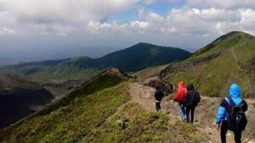 nama gunung di Kalimantan