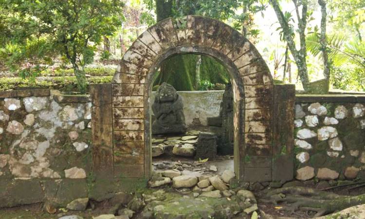 17 Rekomendasi Tempat Wisata di Tawangmangu untuk Dikunjungi!