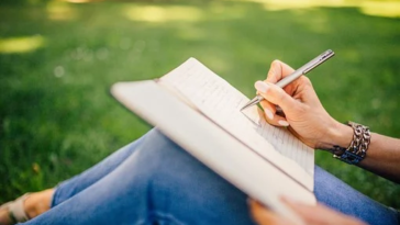 Tips Menulis Kreatif