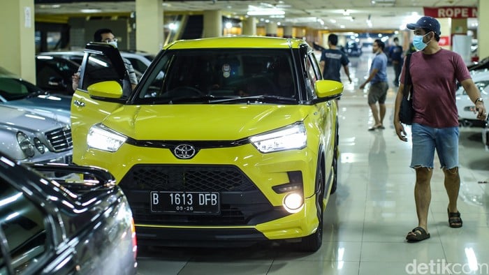 Pasar Mobil Bekas