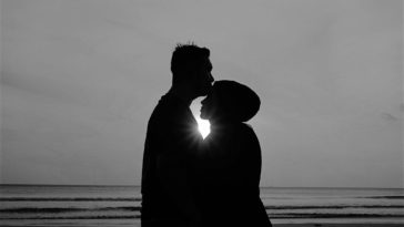 Cara Meluluhkan Hati Cowok