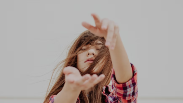 Cara Melupakan Orang yang Kita Sayang