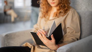 daftar riwayat hidup tulis tangan