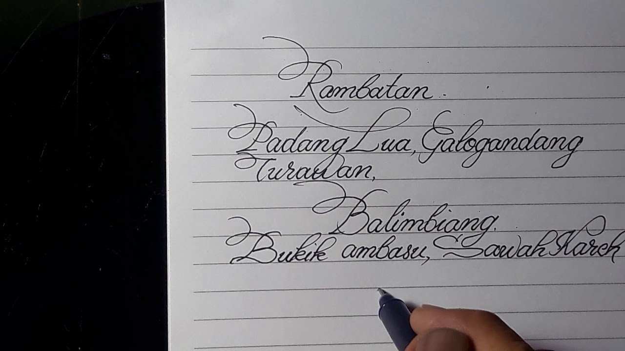 tulisan happy girlfriend day cantik